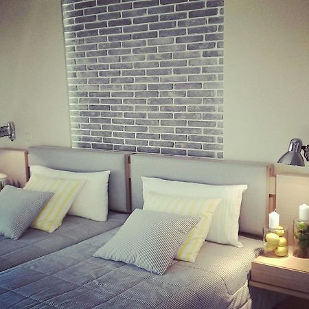 Galaxy City Hotel Limenas  Bagian luar foto